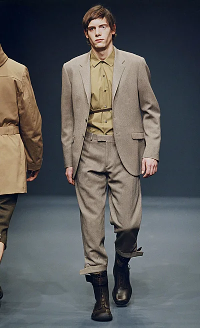Look 17
